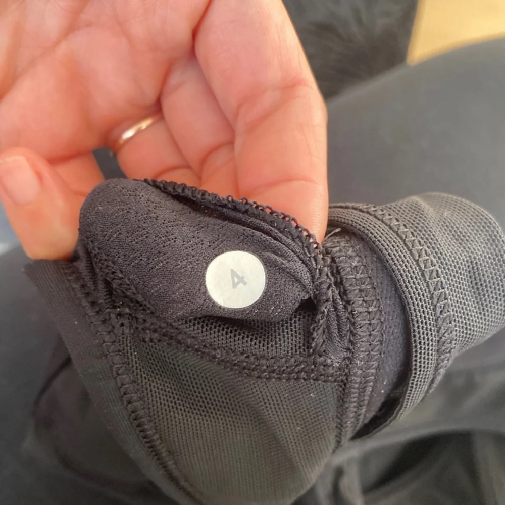 Lululemon bra - Picture 5 of 5